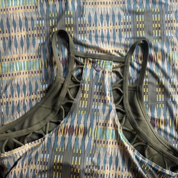 Prana Ardor Elastic Sports Dress Build in Bra Like New Size M - Picture 13 of 15